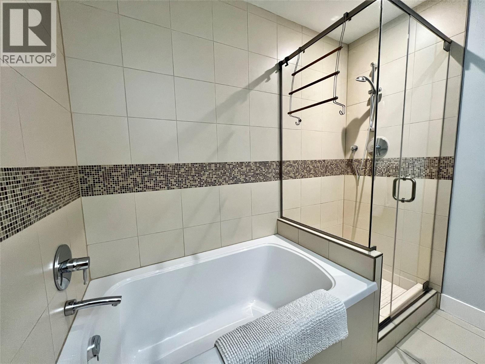 408 326 Mara Lake Lane, Sicamous