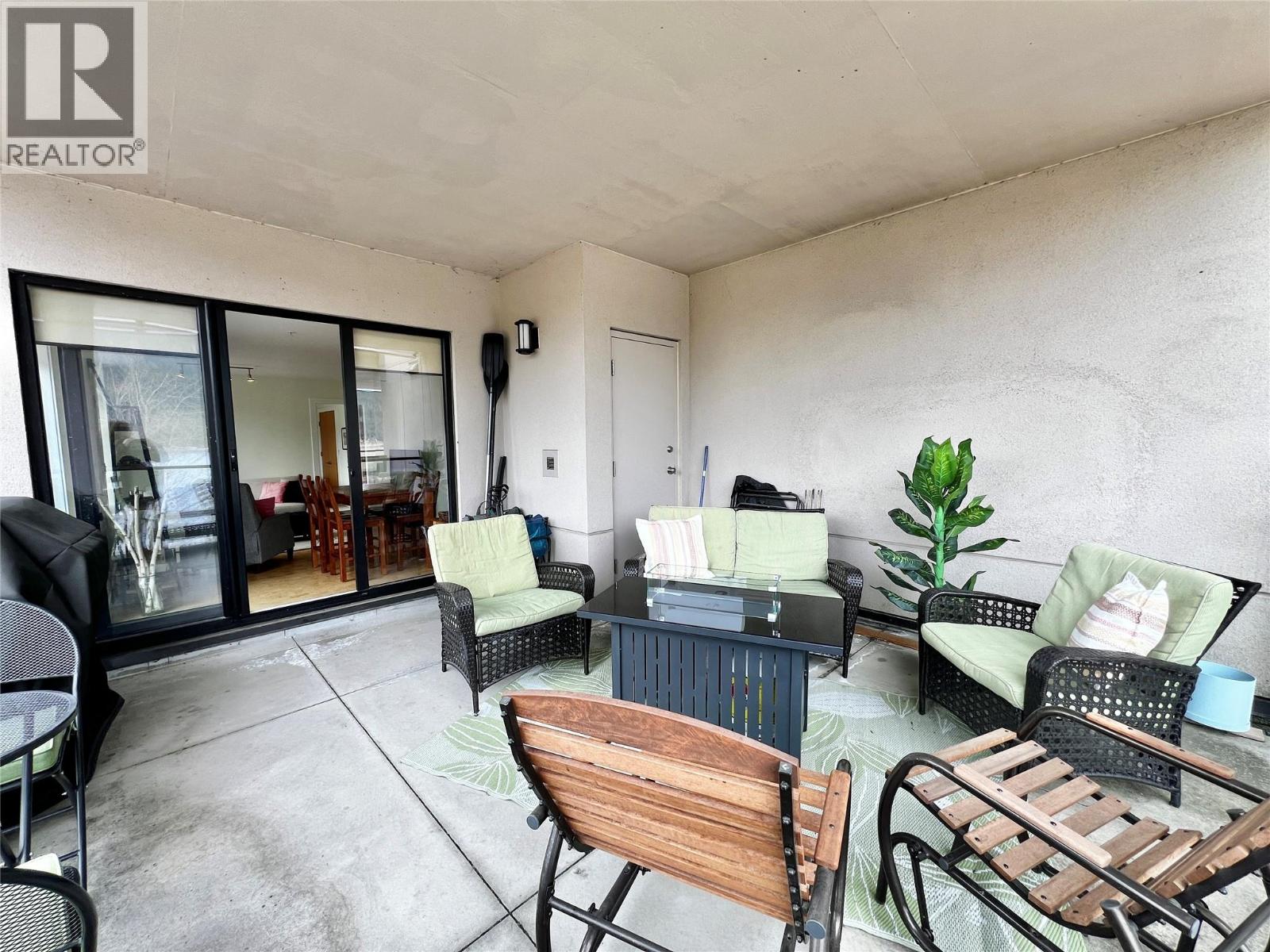 408 326 Mara Lake Lane, Sicamous