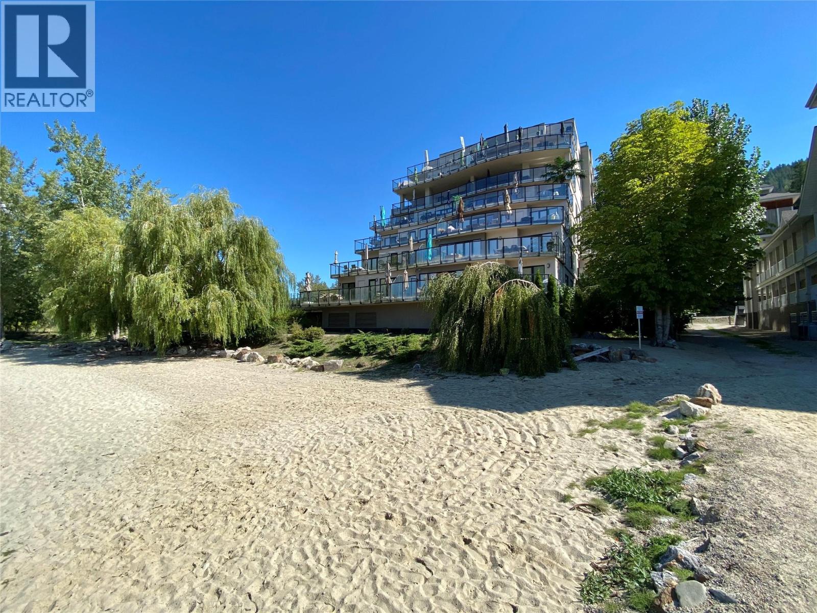 408 326 Mara Lake Lane, Sicamous