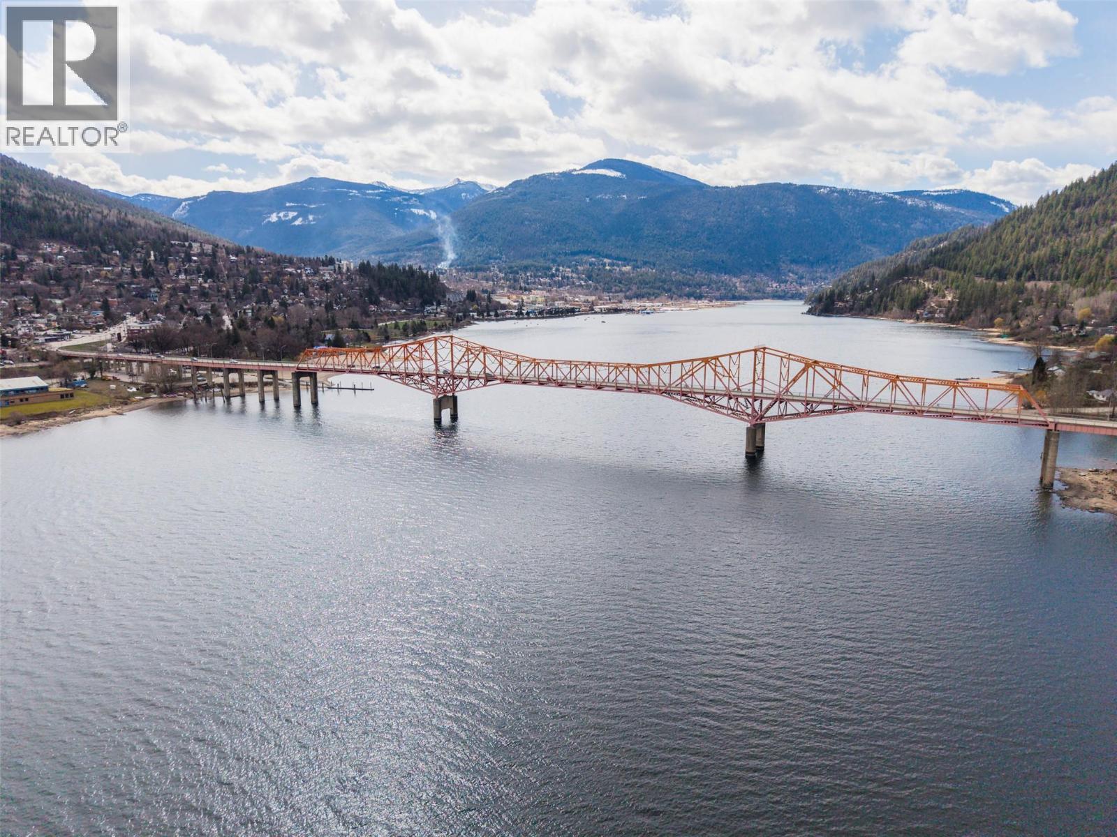  1002 Sproat Drive, Nelson