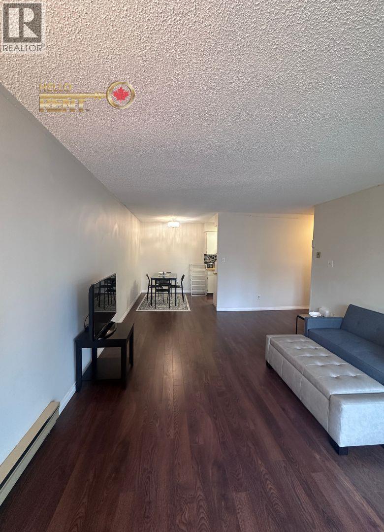 1106 4353 HALIFAX STREET