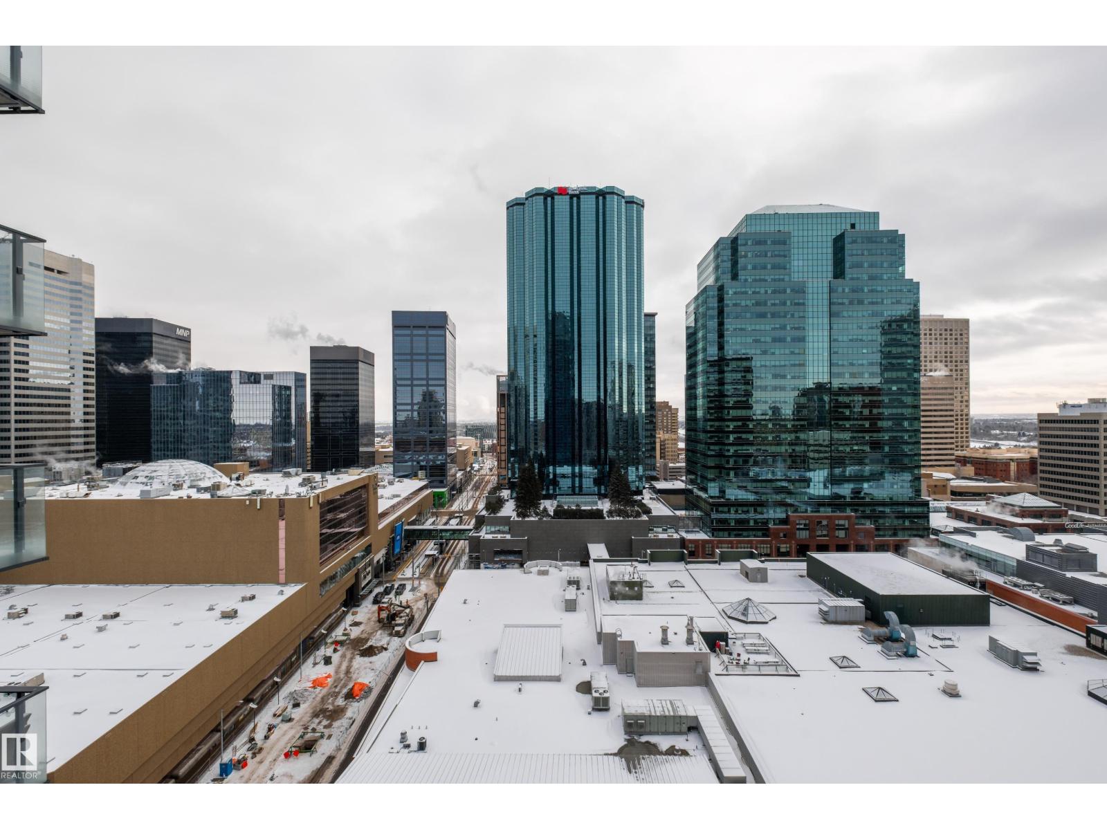 #1700 10180 103 ST NW - 28