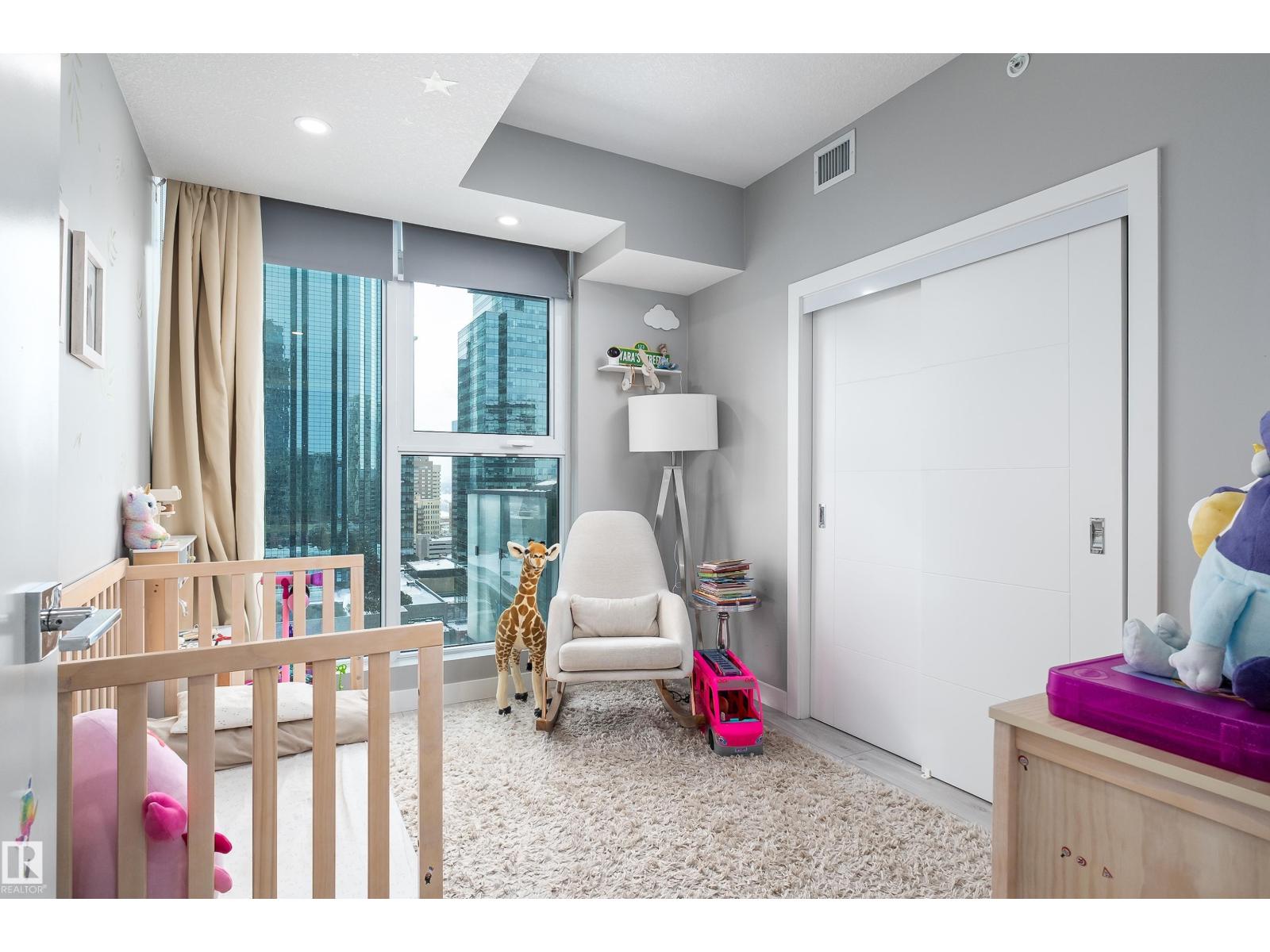#1700 10180 103 ST NW - 23