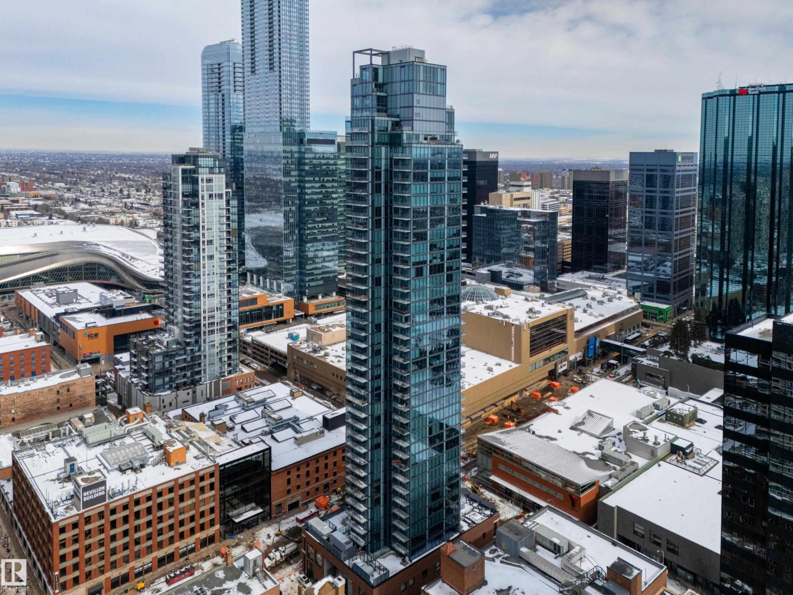 #1700 10180 103 ST NW - 46