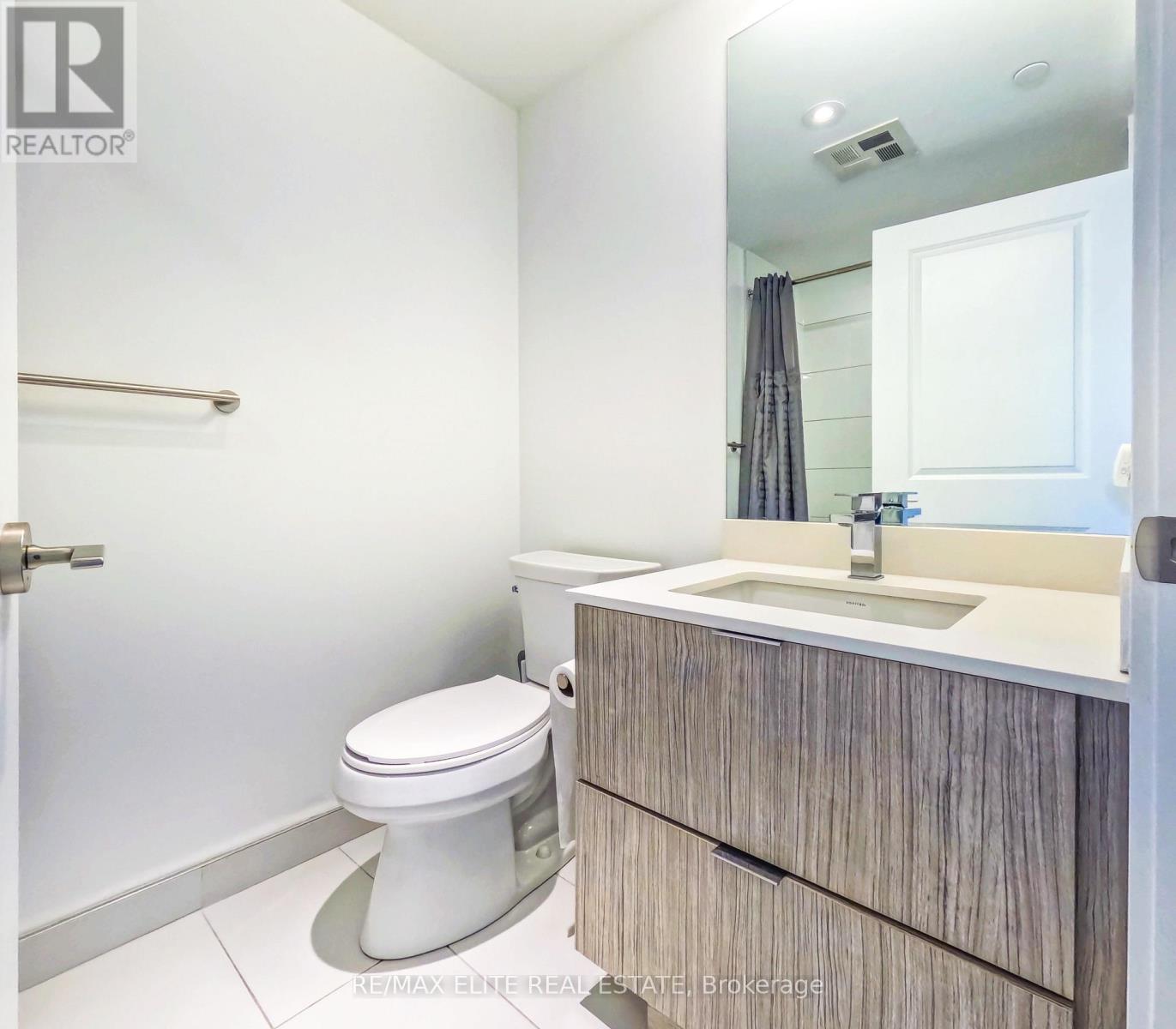 #1711 395 BLOOR STREET E - 7
