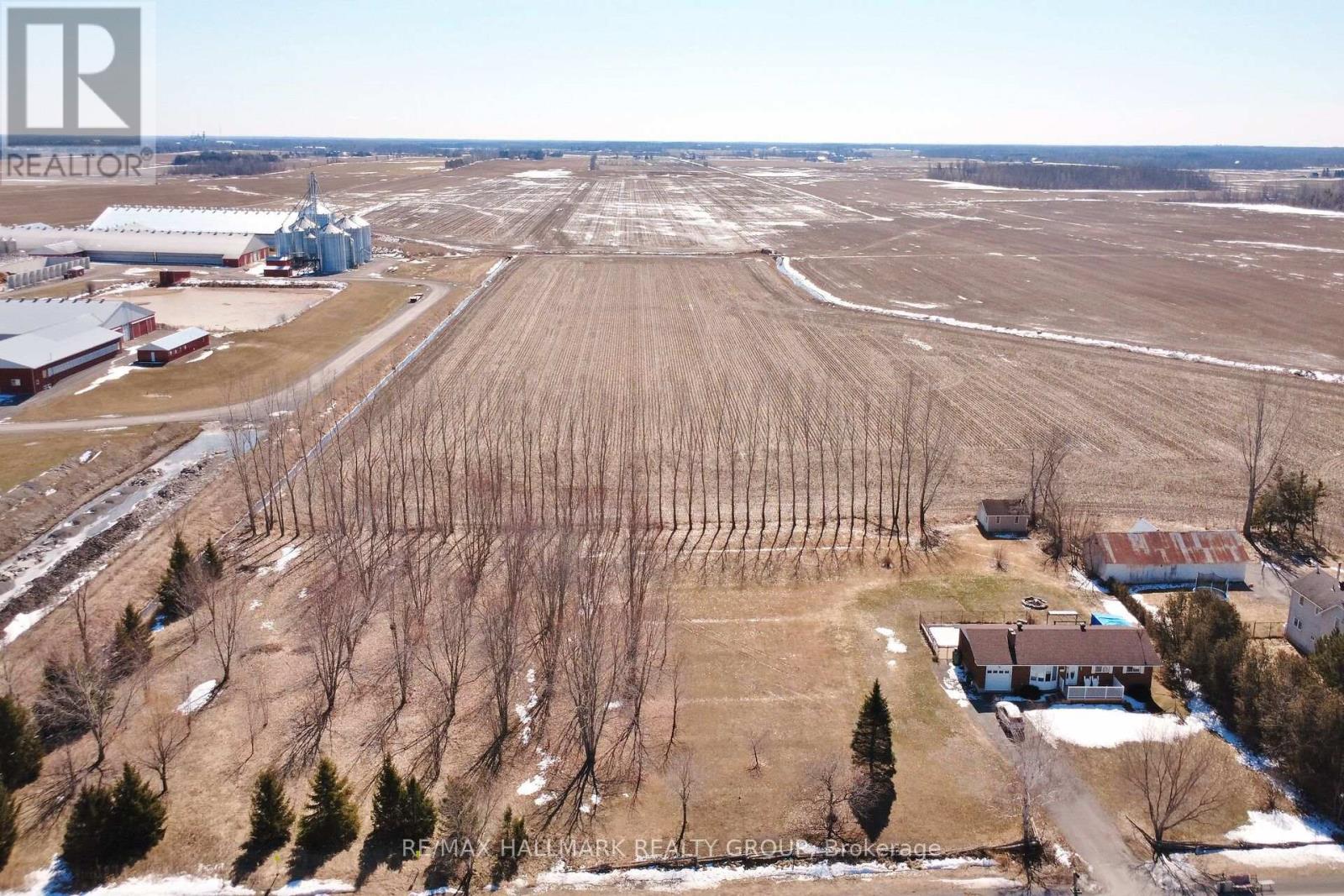 6151 MALAKOFF ROAD - 36