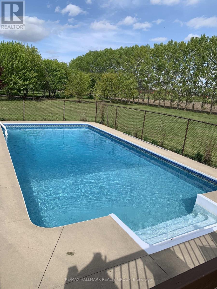 6151 MALAKOFF ROAD - 42