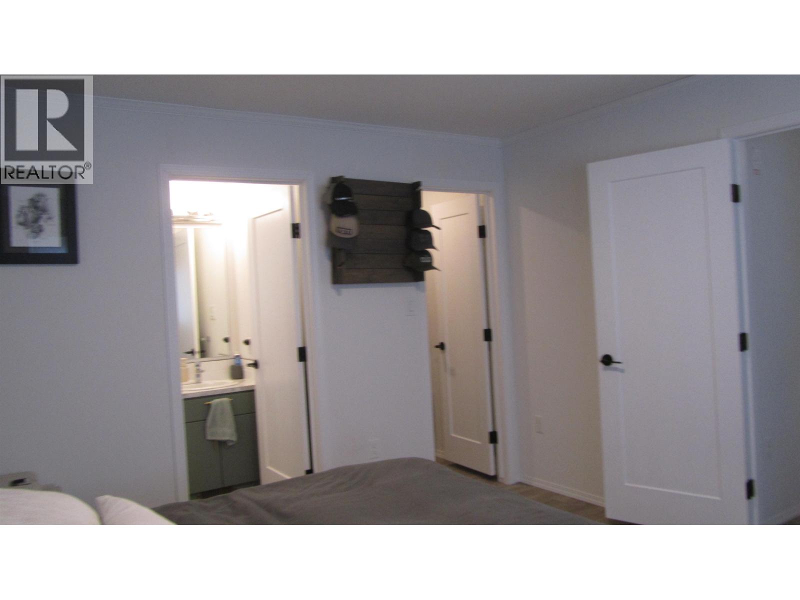 4873 KEMMI CRESCENT - 11