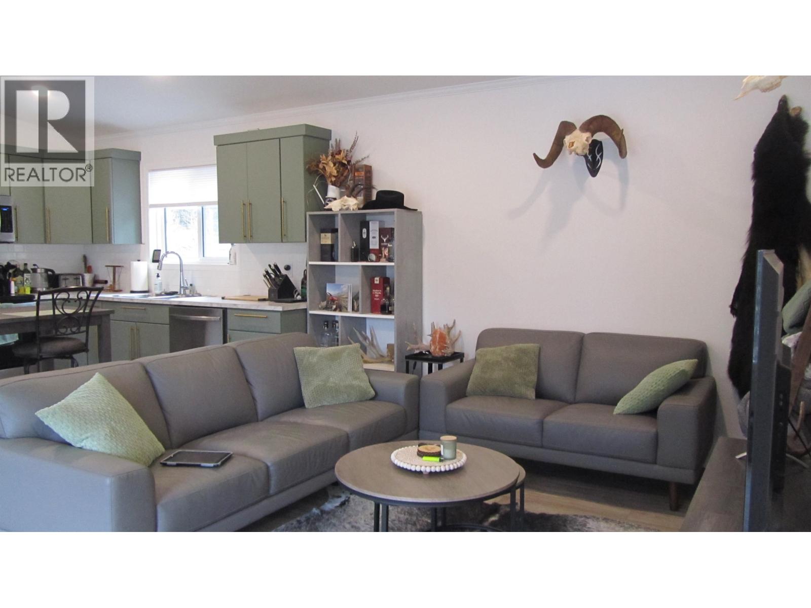 4873 KEMMI CRESCENT - 3