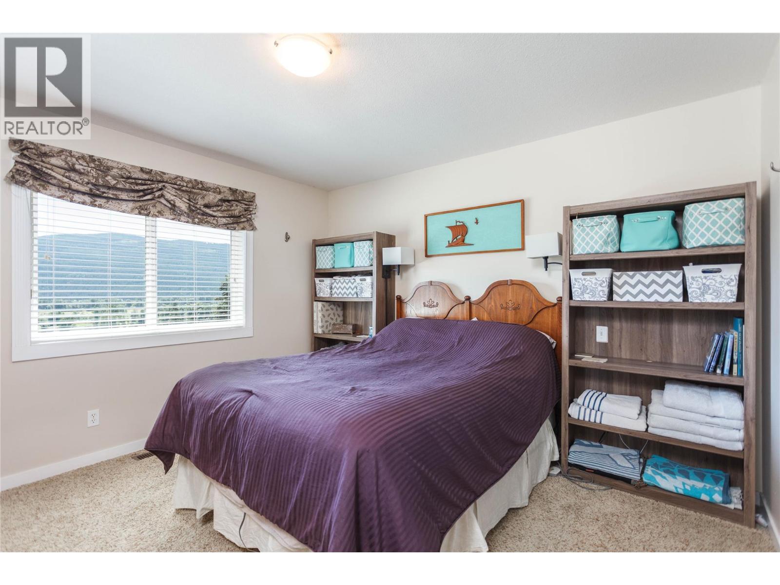 1859 SCHUNTER DRIVE - 35