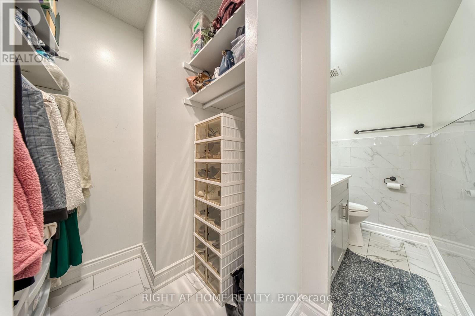 #2014 320 DIXON ROAD - 17