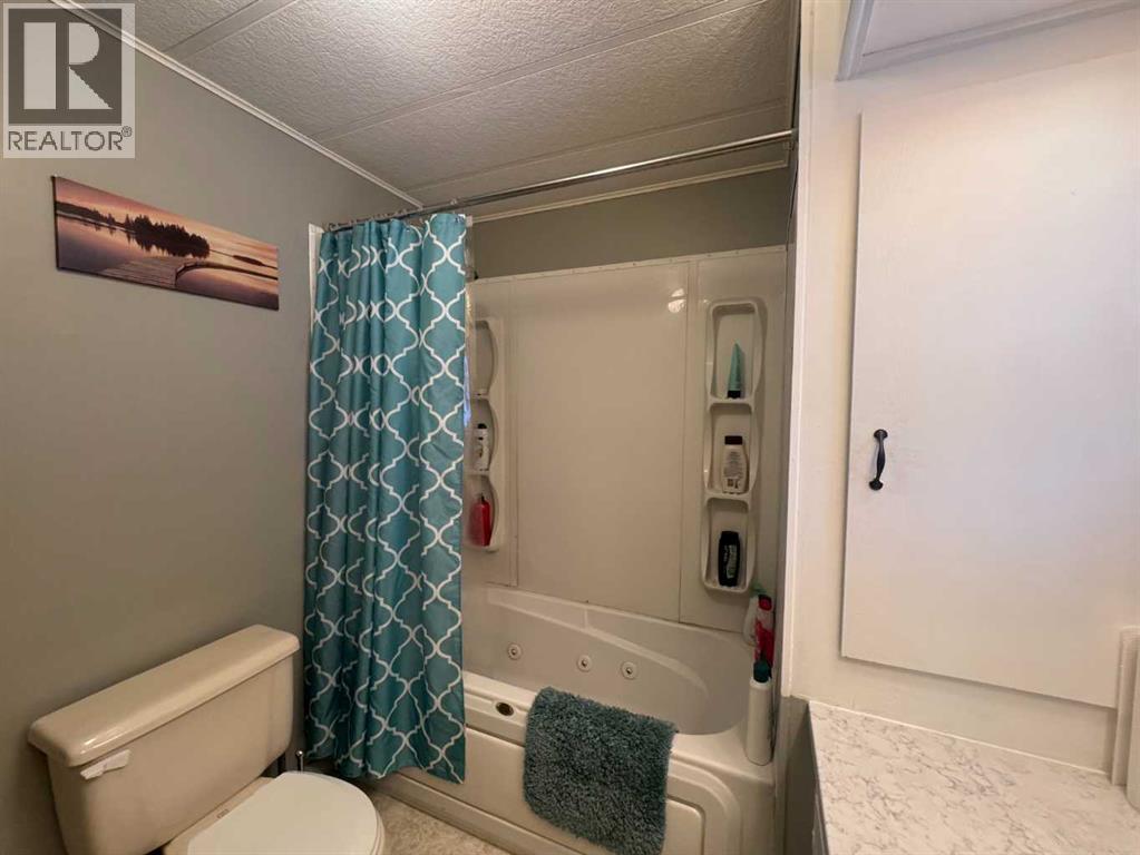 Single Family House Mobile Home for Sale in #   Gray Drive Glendale Red Deer 