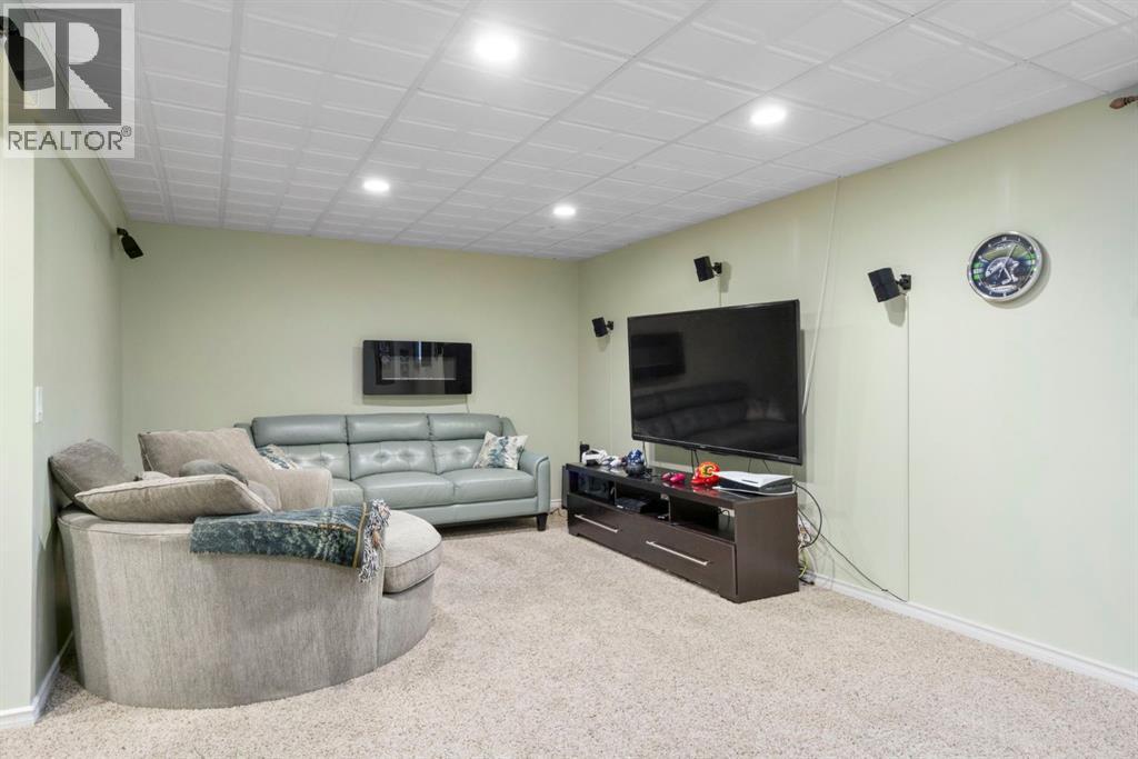 Single Family House for Sale in  Coventry Hills Drive NE Coventry Hills Calgary 