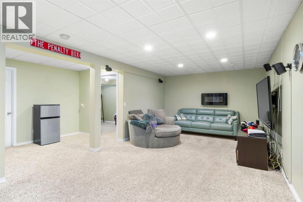 Single Family House for Sale in  Coventry Hills Drive NE Coventry Hills Calgary 