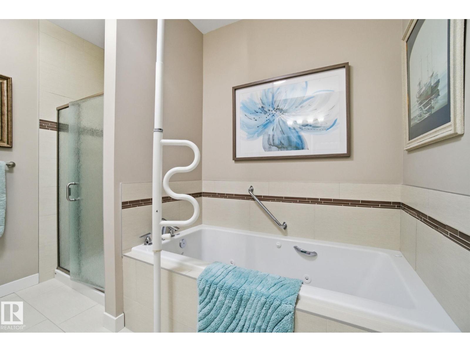 #16 3090 CAMERON HEIGHTS WY NW, Edmonton