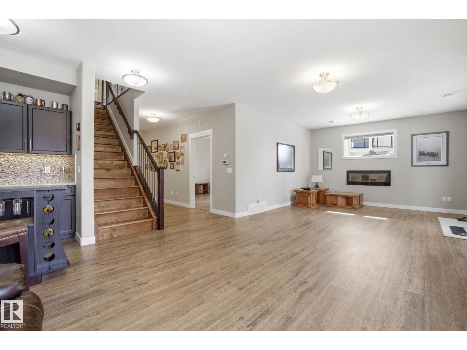 #16 3090 CAMERON HEIGHTS WY NW, Edmonton