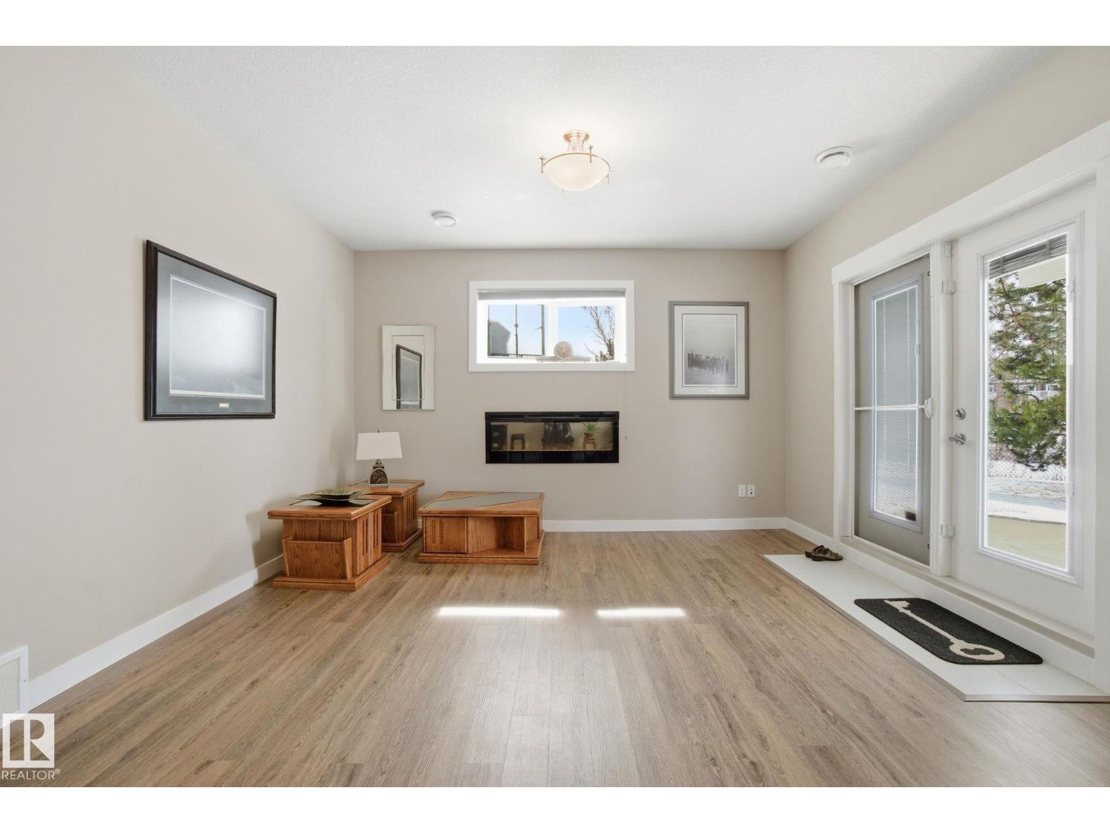 #16 3090 CAMERON HEIGHTS WY NW, Edmonton