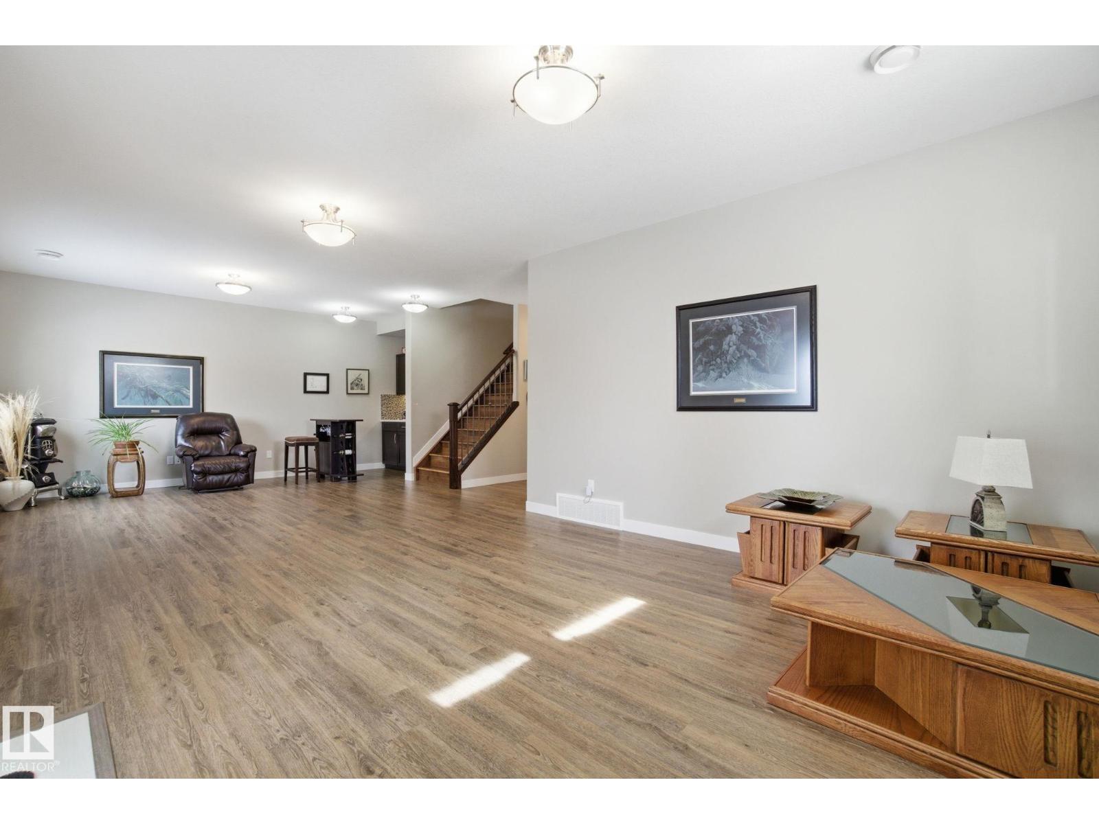 #16 3090 CAMERON HEIGHTS WY NW, Edmonton