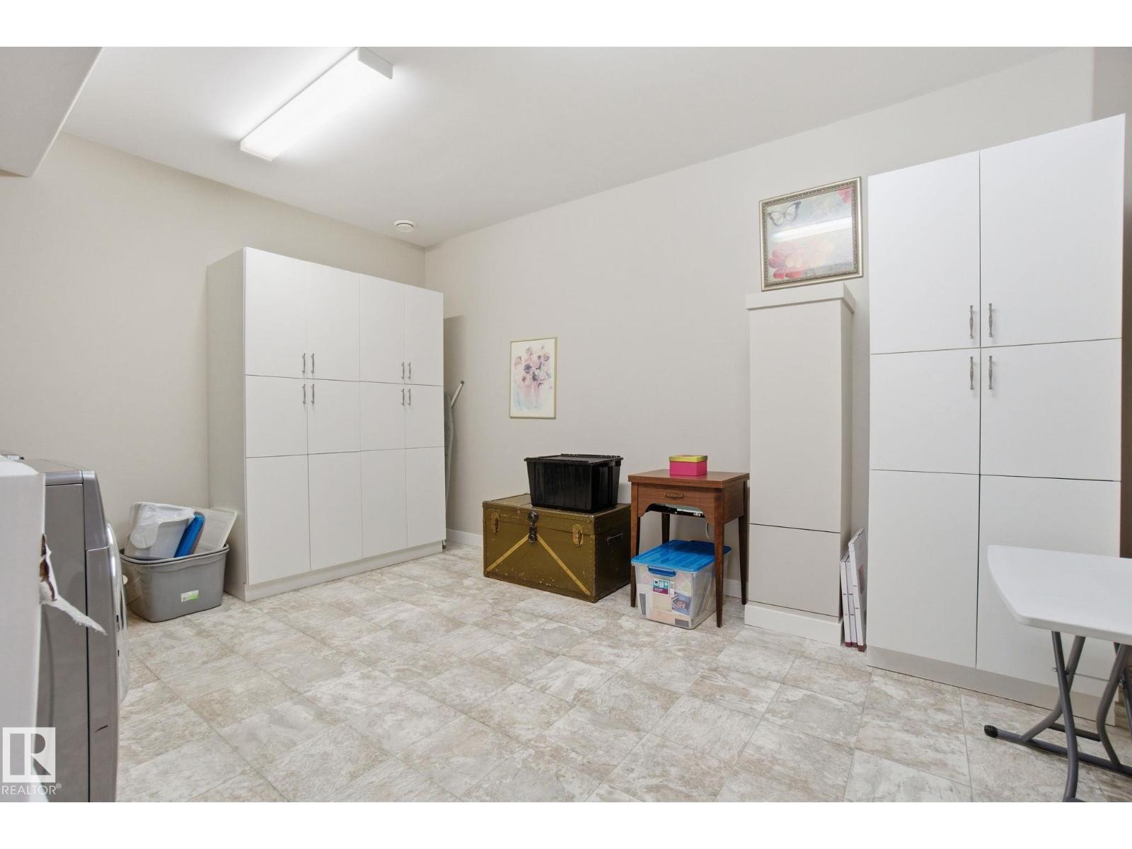 #16 3090 CAMERON HEIGHTS WY NW, Edmonton