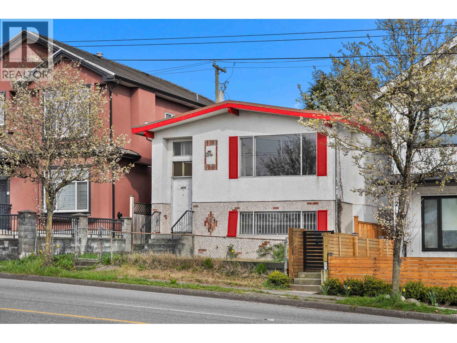 7656 MAIN Street - main photo