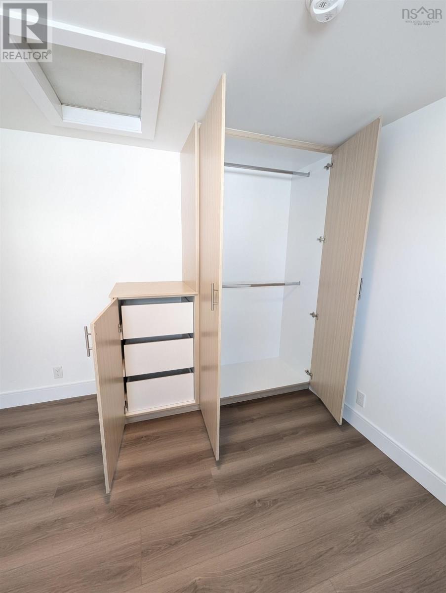 Property 4 of 35 of 207 Highway 214