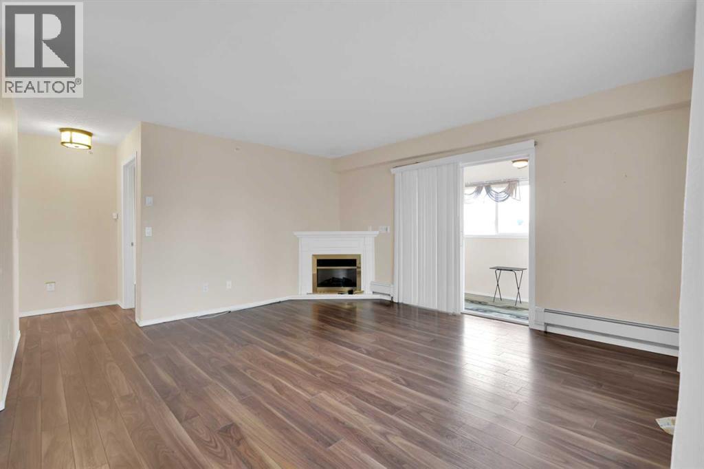 
          165 Manora Place Northeast
            <br/>
            <span>Calgary</span>
            , 
            <span>AB</span>
             <span>T2A7X5</span>
         - Photo 20