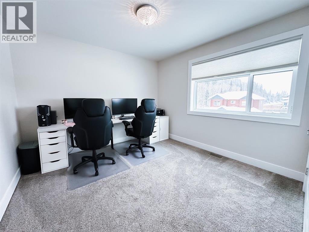 3922 AREND DRIVE - 23