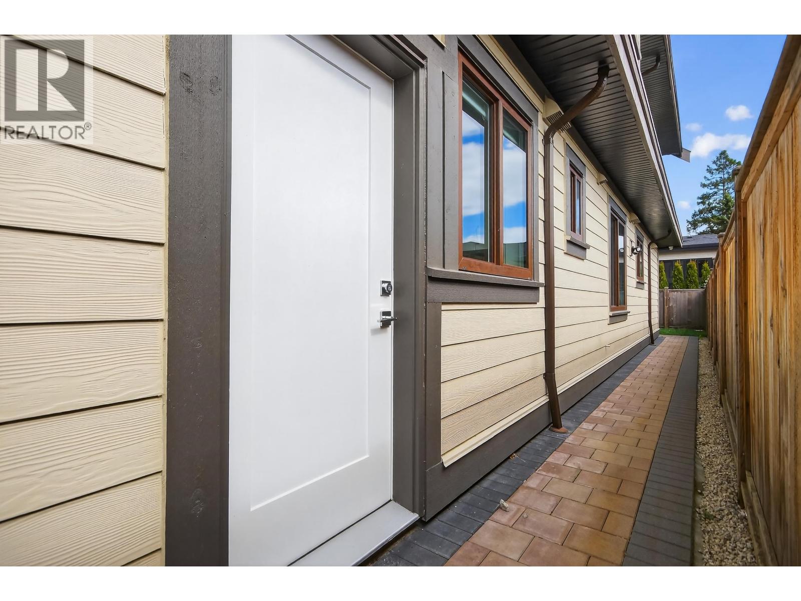 Ground 7588 ARMSTRONG Street - photo 2