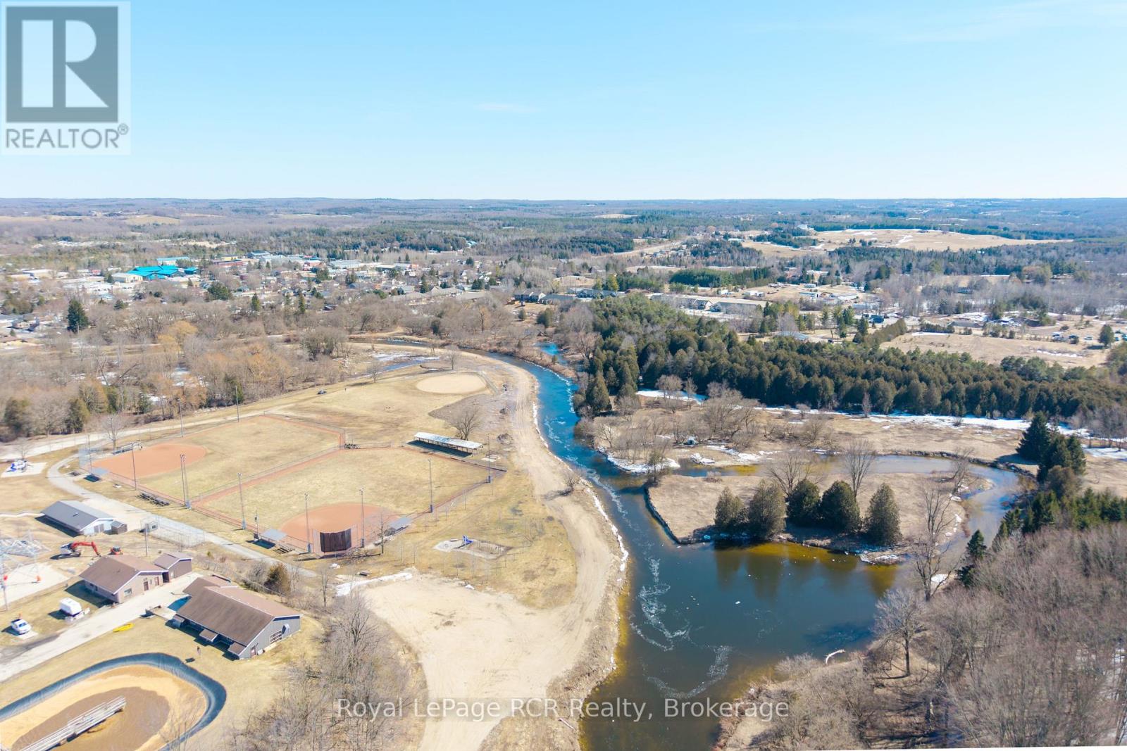 429 LAMBTON STREET W, West Grey, Ontario