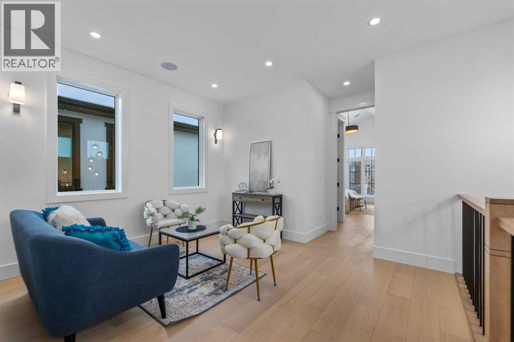 Single Family House for Sale in   Avenue SW North Glenmore Park Calgary 