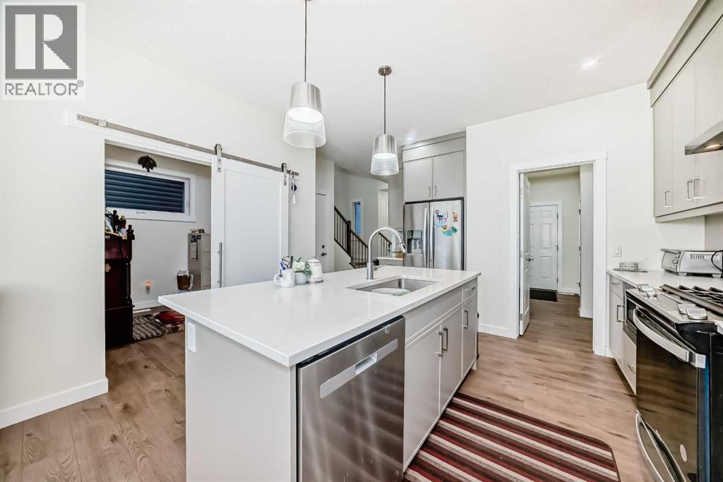 Single Family House for Sale in  Silver Spruce Grove SW Silverado Calgary 