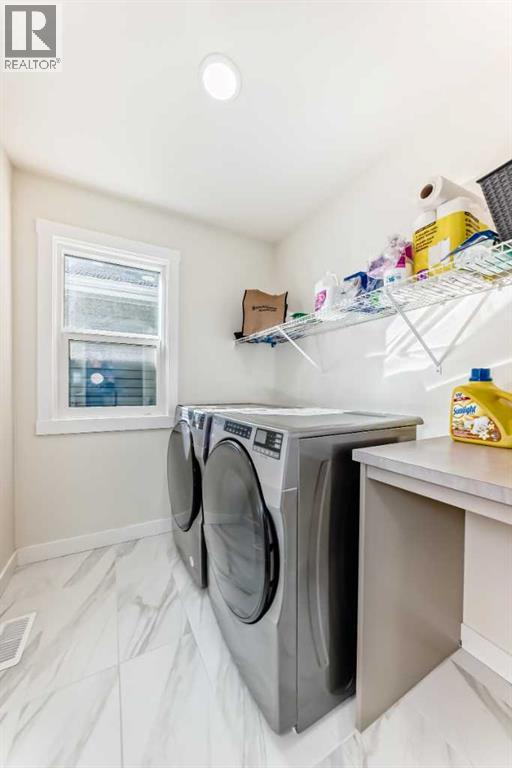 Single Family House for Sale in  Silver Spruce Grove SW Silverado Calgary 