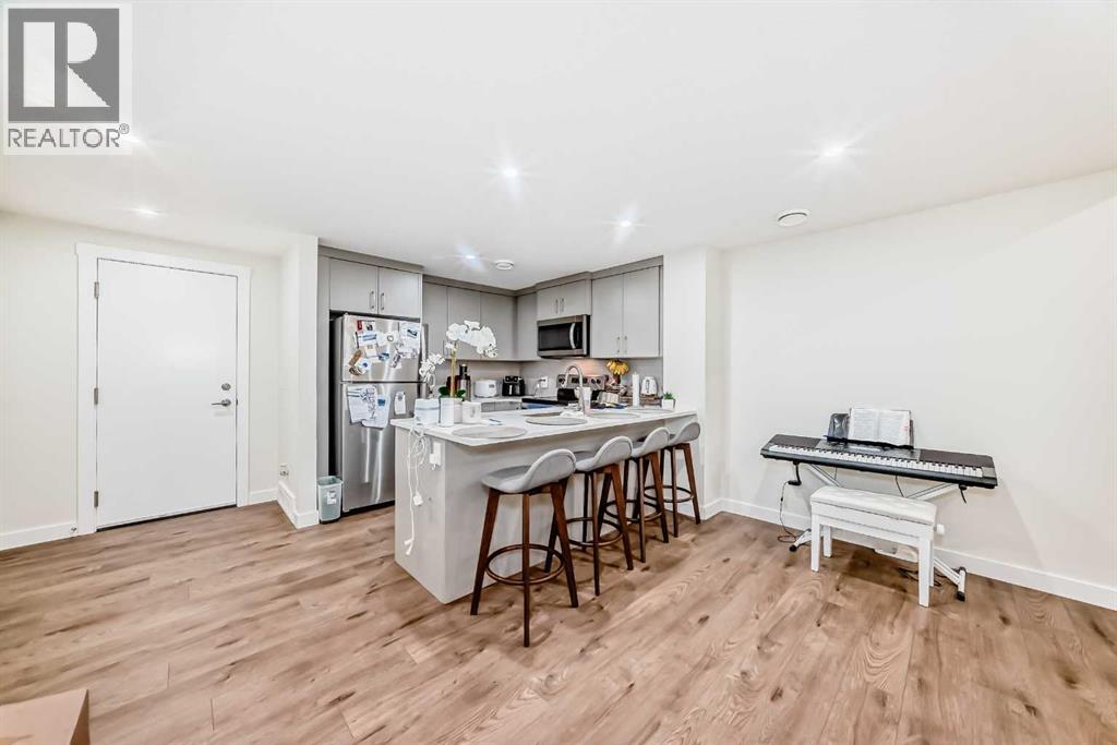 Single Family House for Sale in  Silver Spruce Grove SW Silverado Calgary 