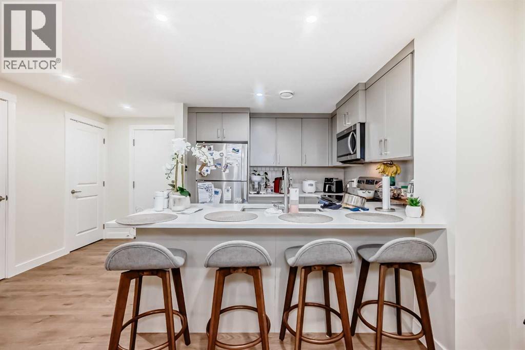 Single Family House for Sale in  Silver Spruce Grove SW Silverado Calgary 