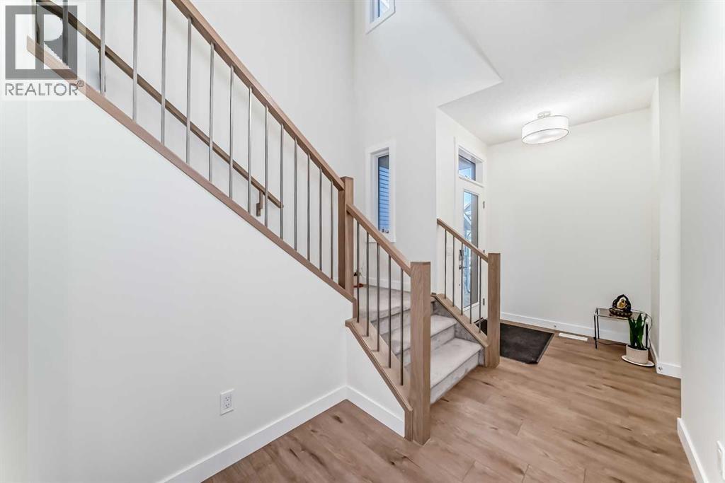 Single Family House for Sale in  Silver Spruce Grove SW Silverado Calgary 