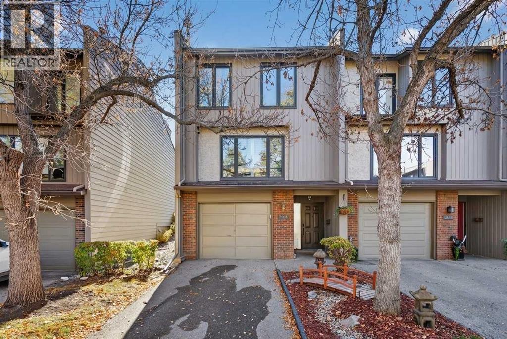 Single Family House 5 Level for Sale in  Point Mckay Road NW Point McKay Calgary 