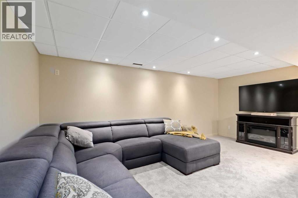 157 DICKINS Drive, Fort McMurray