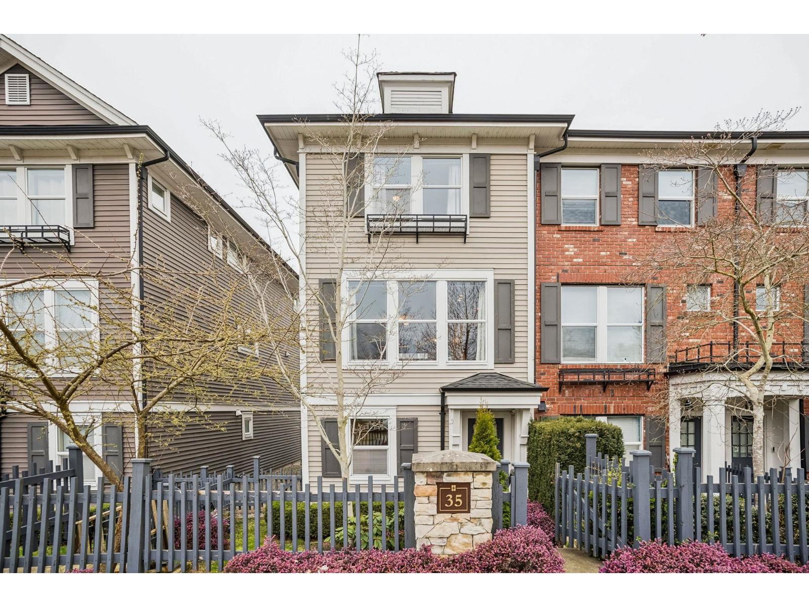 #35-10415 DELSOM Crescent, Delta