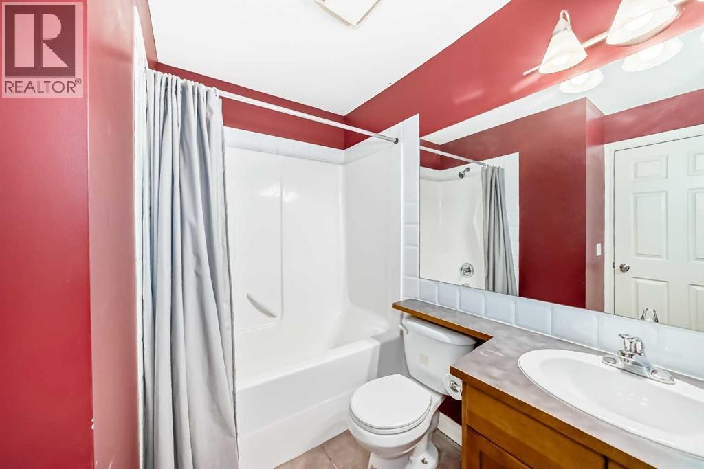 Single Family House for Sale in    Avenue NE Crescent Heights Calgary 