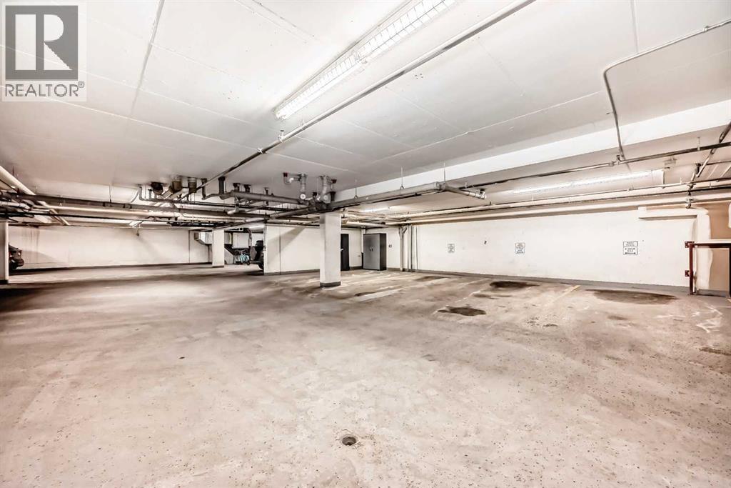 Single Family House for Sale in    Avenue NE Crescent Heights Calgary 