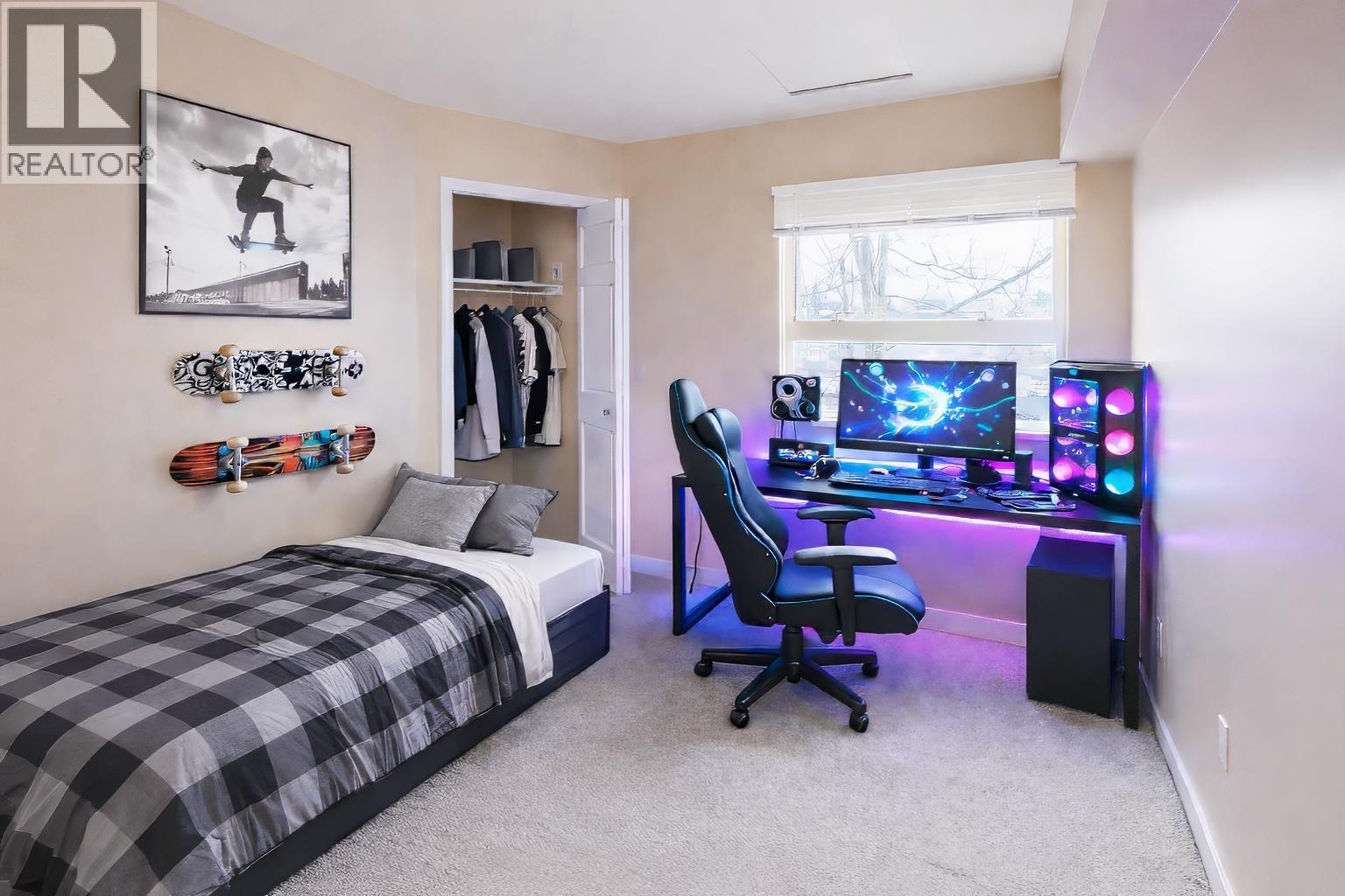 205 22720 119 AVENUE, Maple Ridge