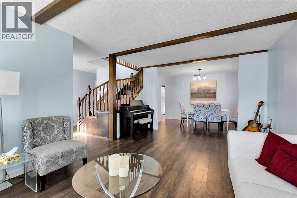 Single Family House for Sale in  Norfolk Drive NW Thorncliffe Calgary 
