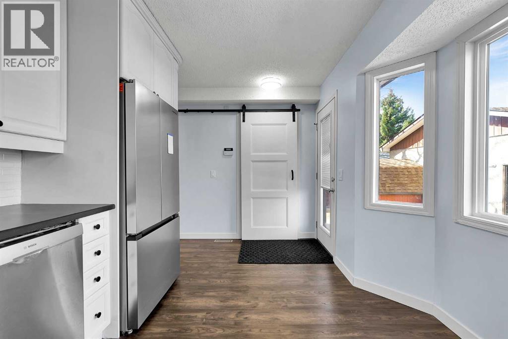 Single Family House for Sale in  Norfolk Drive NW Thorncliffe Calgary 