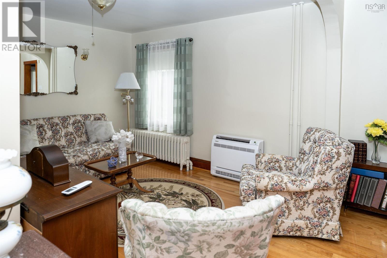 Property 22 of 39 of 3403 HIGHWAY 28