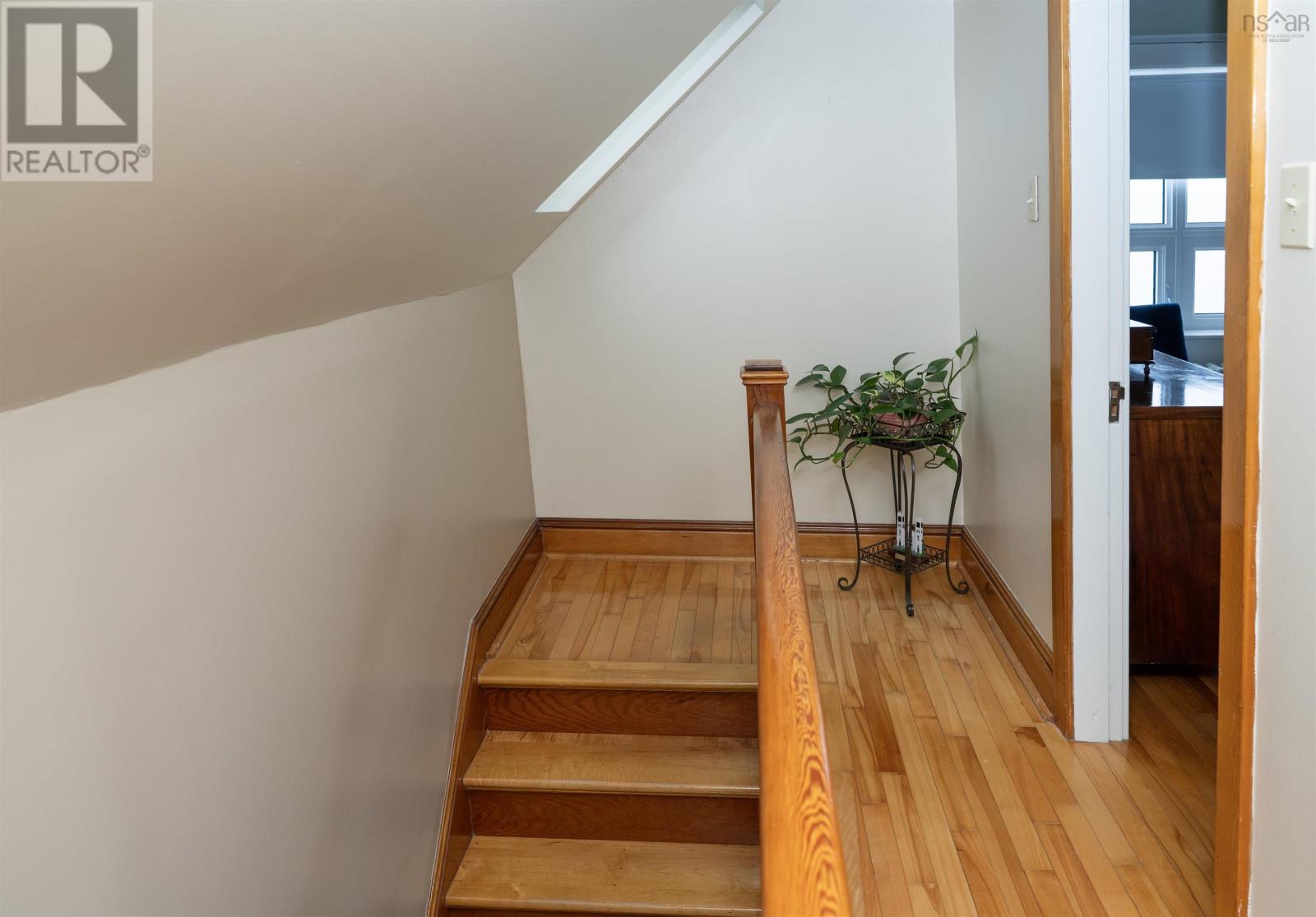 Property 25 of 39 of 3403 HIGHWAY 28