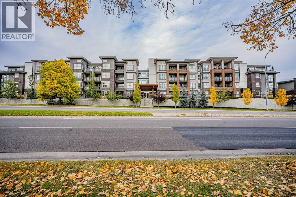 Single Family House for Sale in   Burma Star Road SW Currie Barracks Calgary 