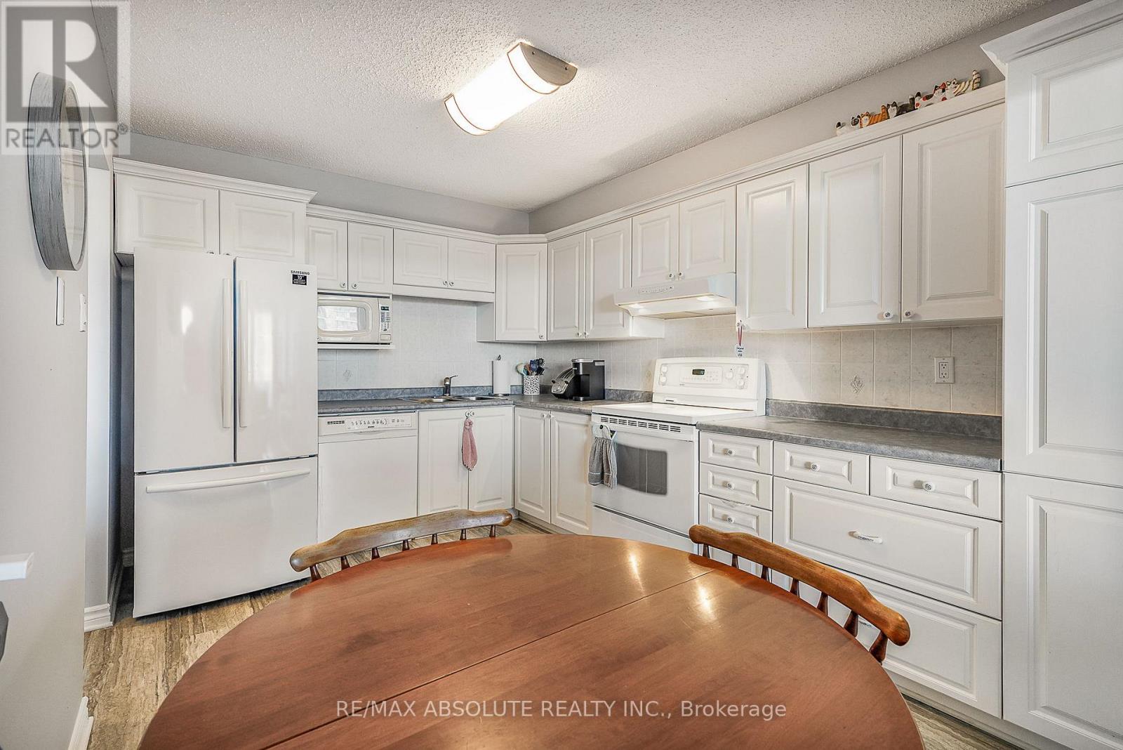 #607 200 LAFONTAINE AVENUE - 10
