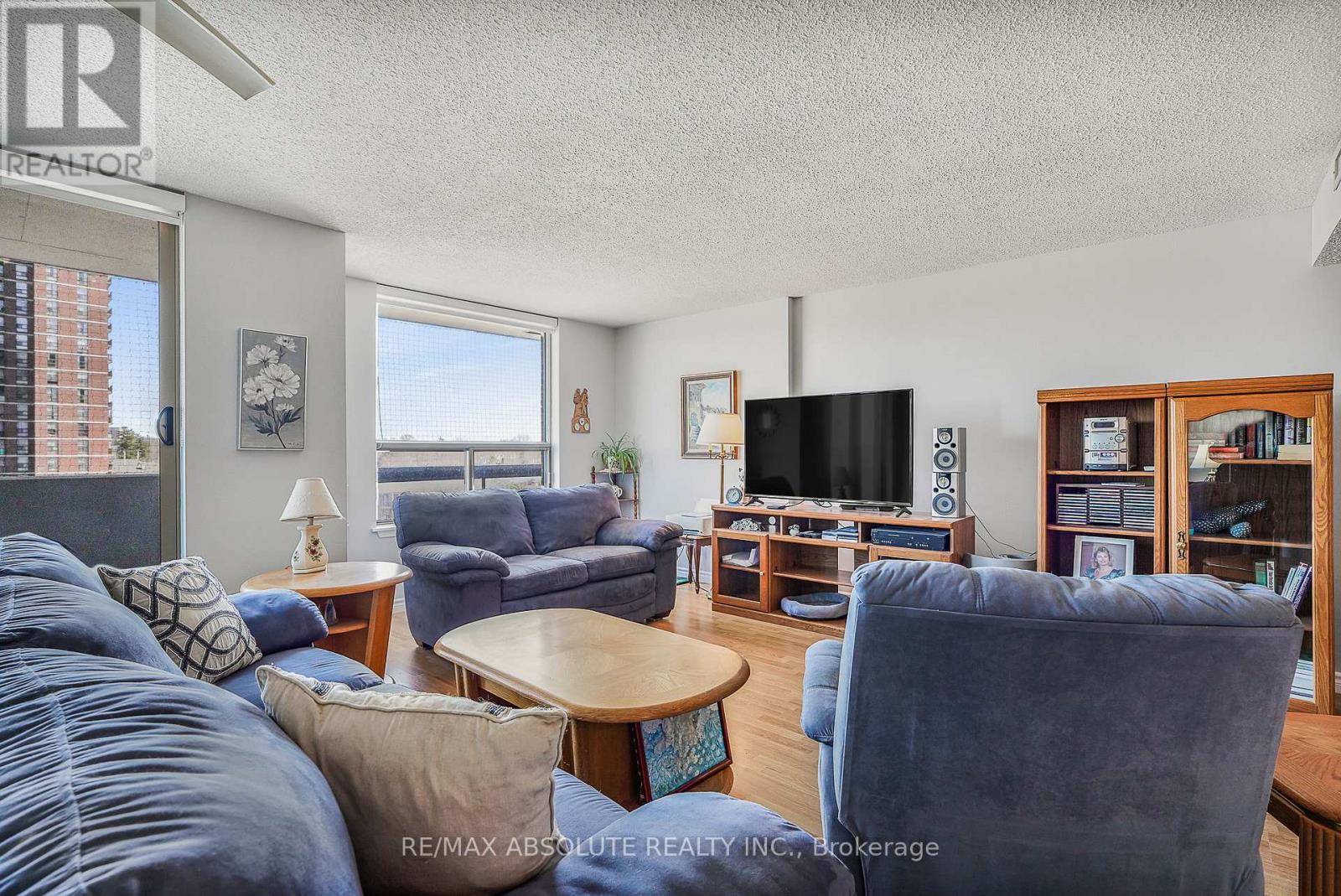 #607 200 LAFONTAINE AVENUE - 16