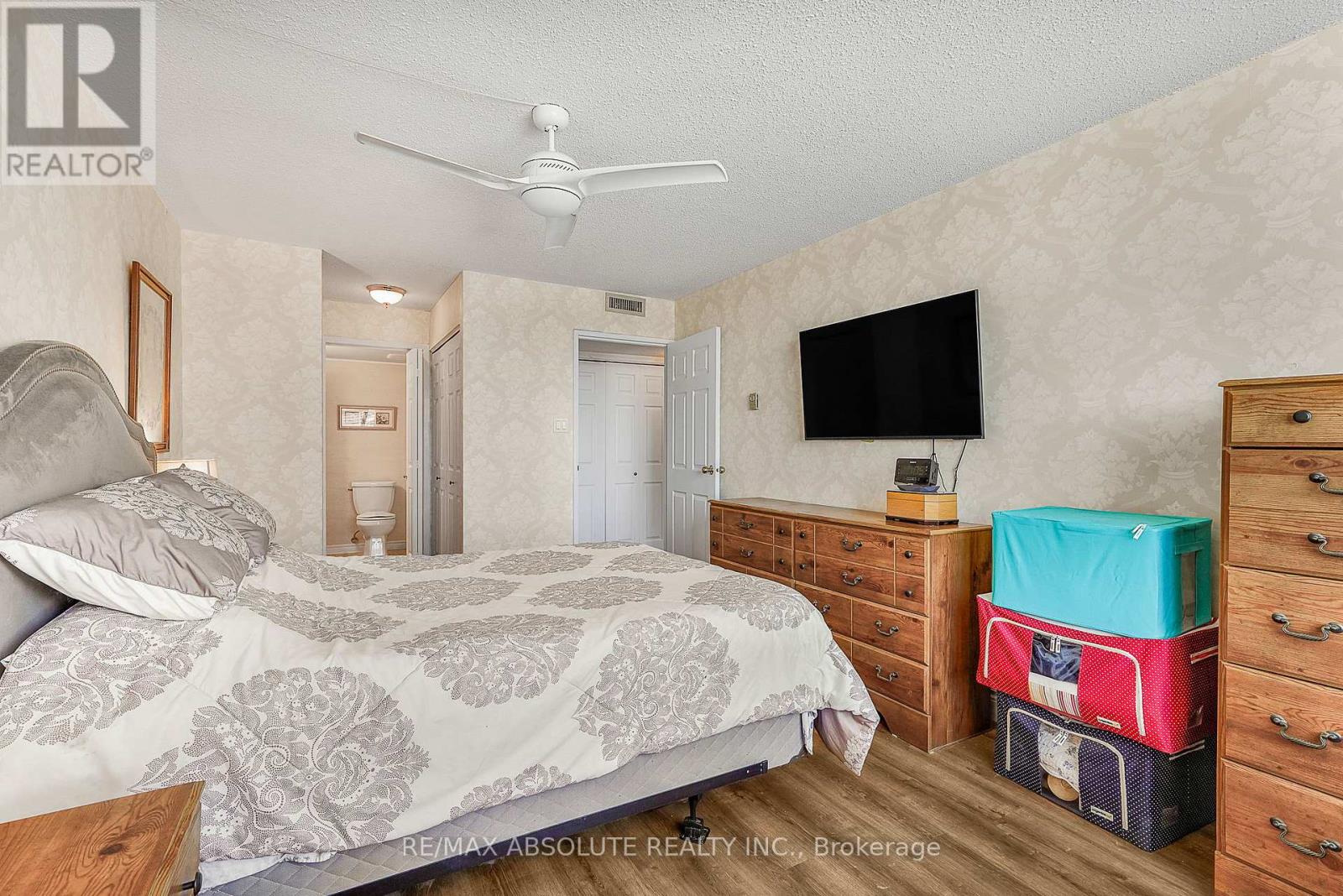#607 200 LAFONTAINE AVENUE - 18