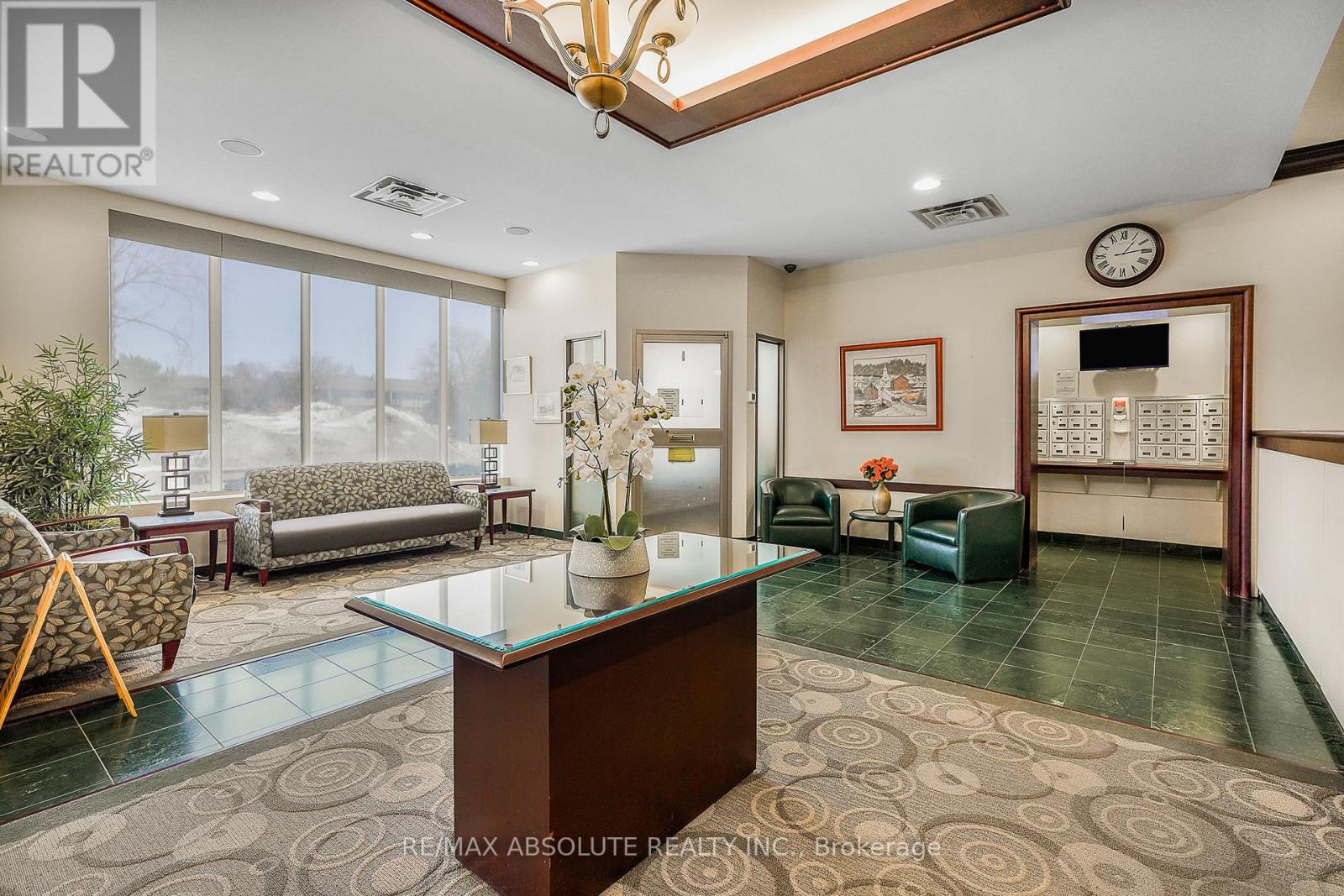 #607 200 LAFONTAINE AVENUE - 3